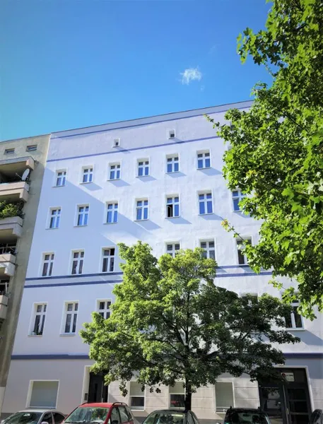 Urbanes Wohnen in Berlin-Wedding: Frisch teilsanierte Single-Wohnung — photo 1